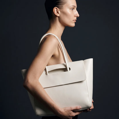 Nyon Portfolio Bag