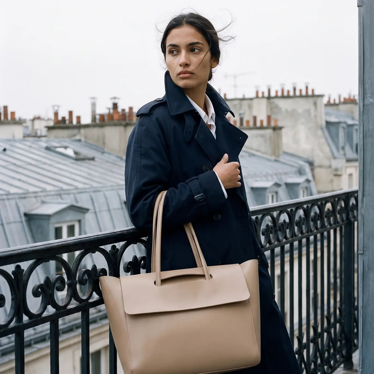 Nyon Portfolio Bag